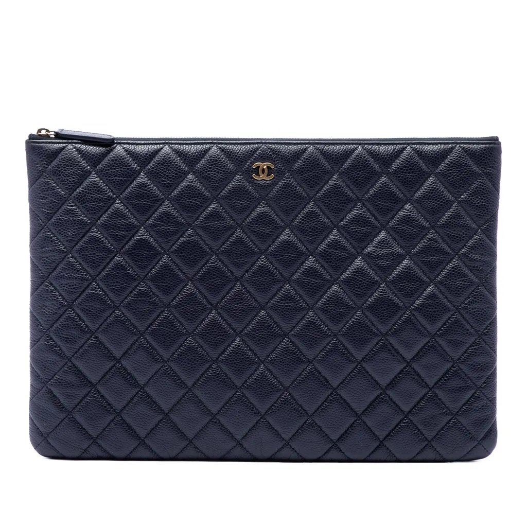 Chanel Large Quilted Caviar O Case Clutch Blue Leather Very good - Front View