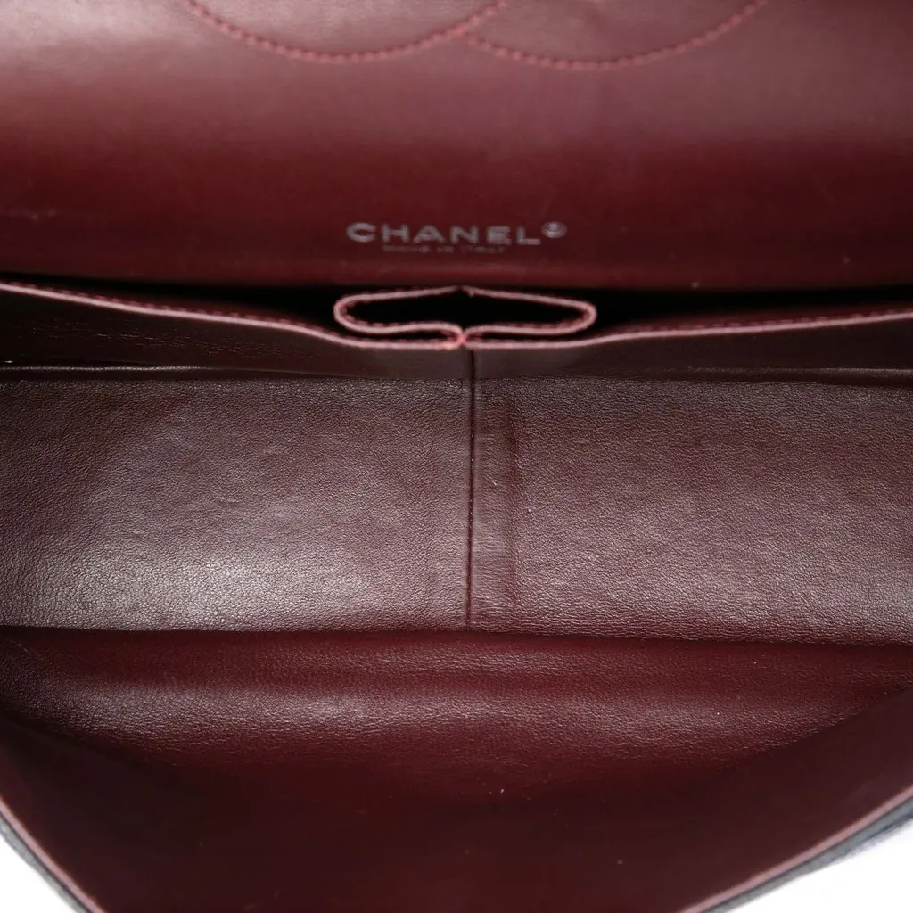 Chanel Maxi Classic Caviar Double Flap Black Leather Good - Model View