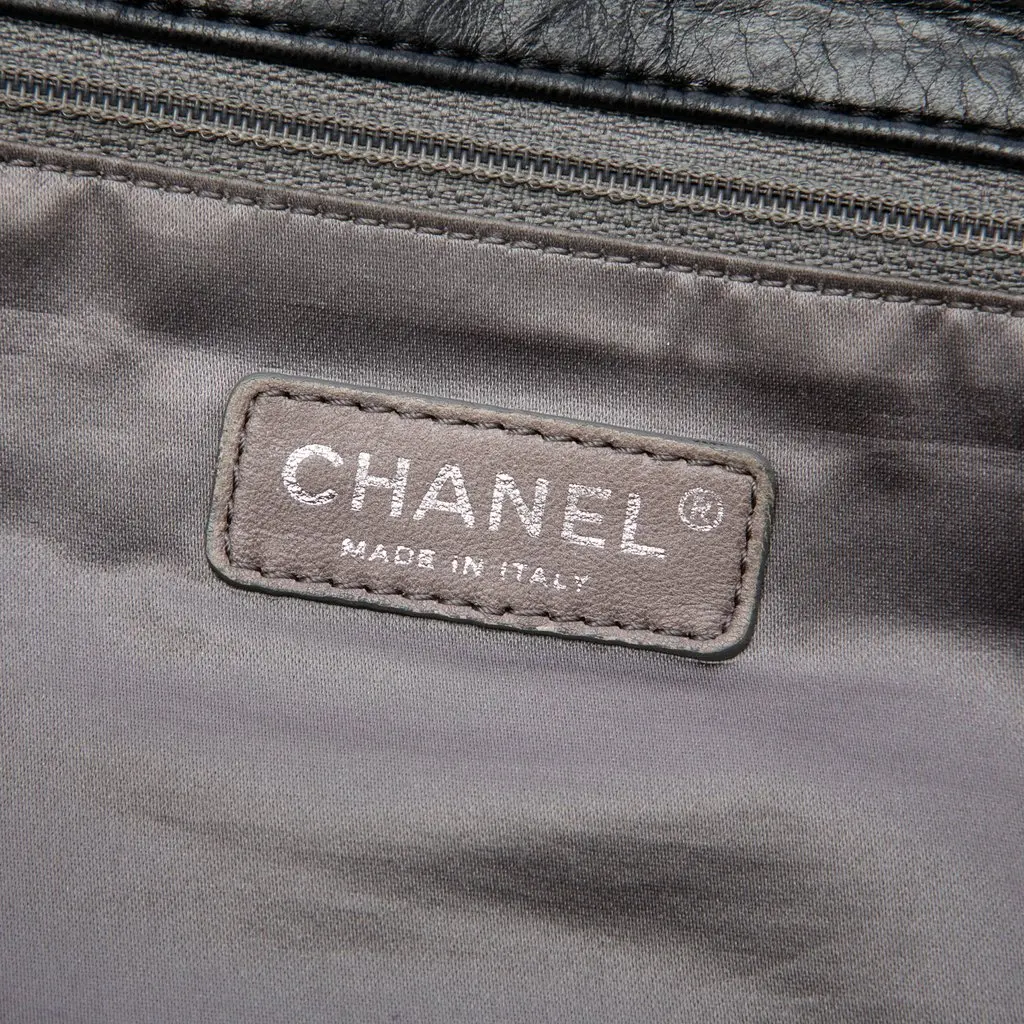 Chanel Quilted Lambskin East West Mademoiselle Accordion Flap Black Leather Very good - Box View