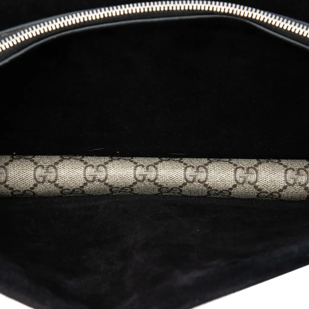 Gucci Medium GG Supreme Dionysus Shoulder Bag Beige Very good - Model View