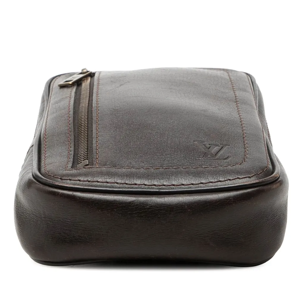Louis Vuitton Utah Sioux Brown Leather Very good - Inside View