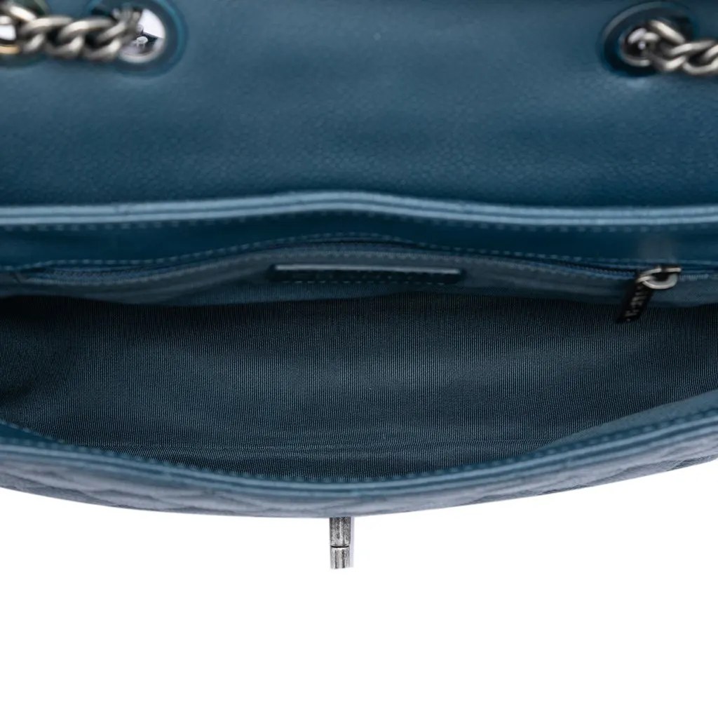 Chanel Medium Quilted Caviar Casual Pocket Flap Blue Leather Very good - Model View