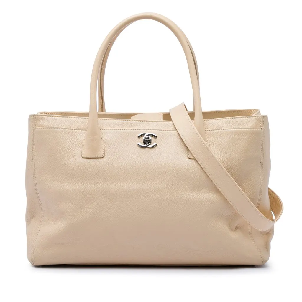 Chanel Medium Calfskin Executive Cerf Shopper Tote Brown Leather Very good - Front View