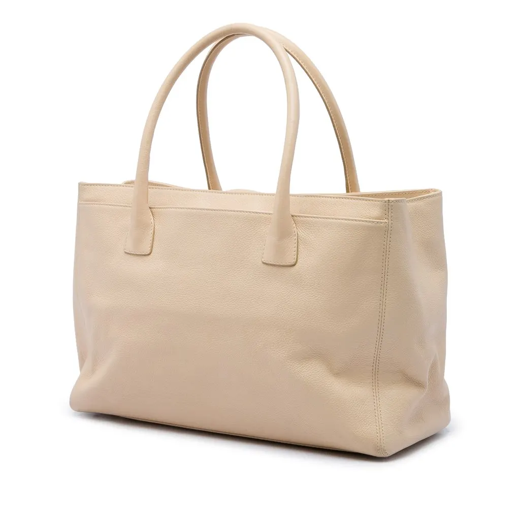 Chanel Medium Calfskin Executive Cerf Shopper Tote Brown Leather Very good - Back View