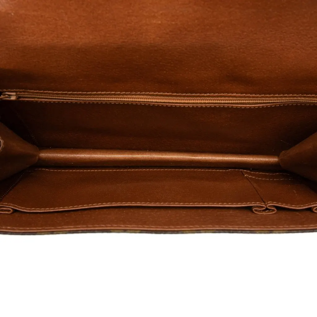 Louis Vuitton Monogram Pochette Dame PM Brown Canvas Good - Model View