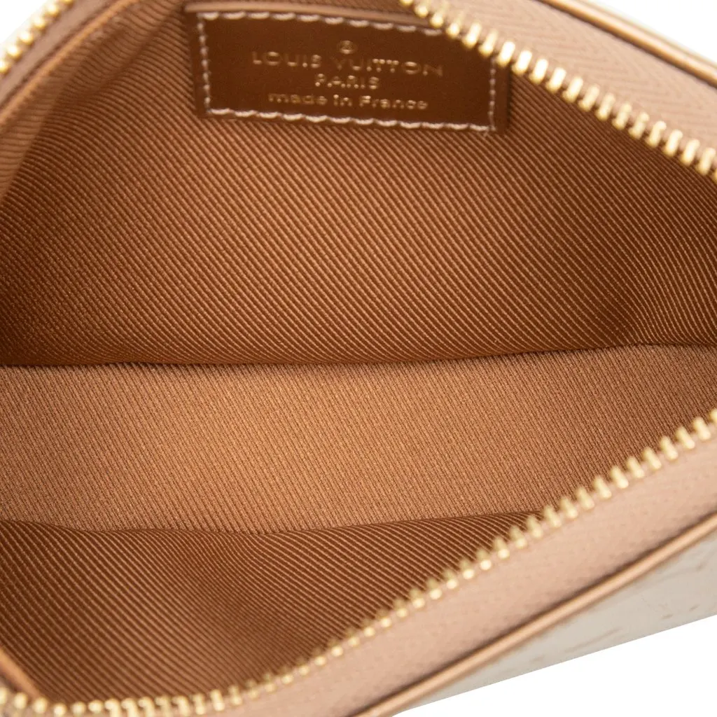 Louis Vuitton Monogram Vernis Mini Pochette Accessoires Pink Leather Very good - Model View