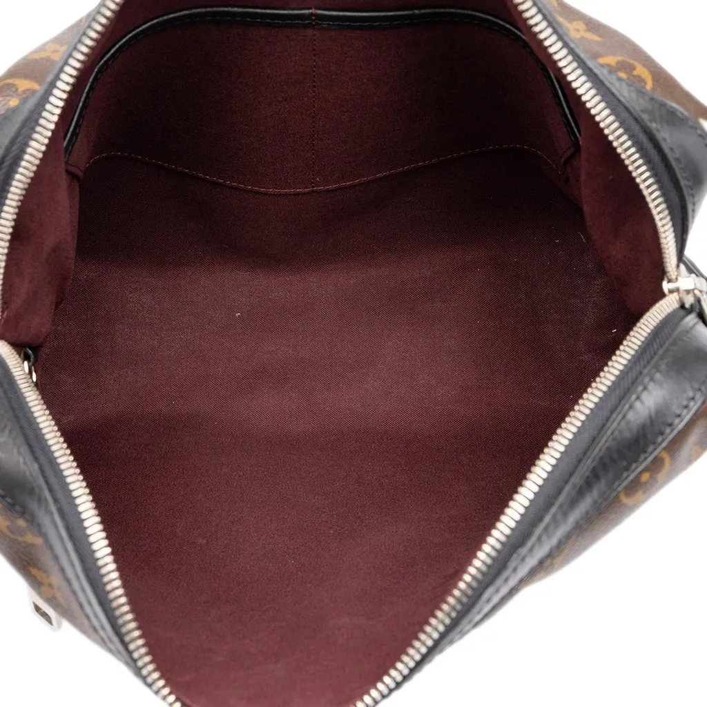 Louis Vuitton Monogram Macassar Torres Messenger Bag Brown Canvas Very good - Model View