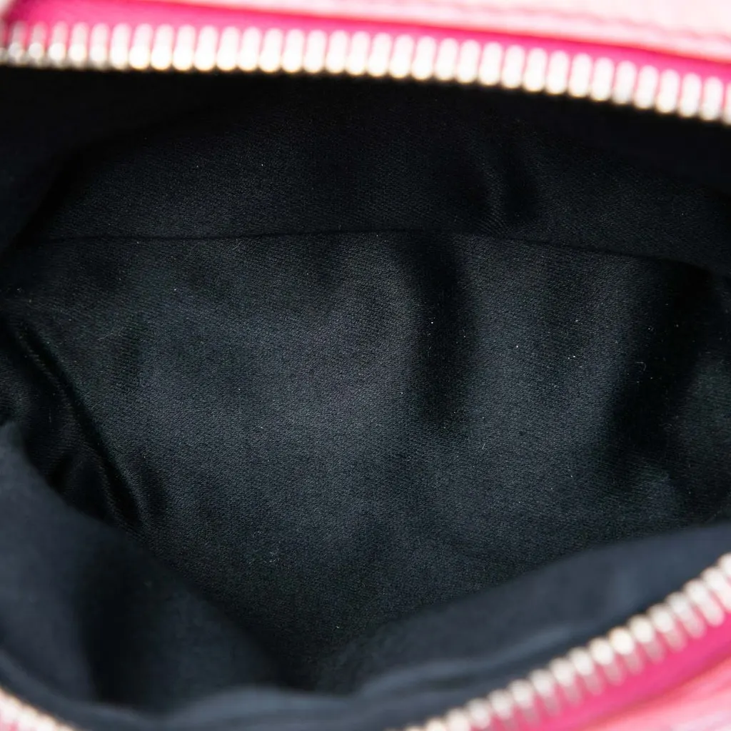 Miu Miu Matelasse Nappa Double Zip Crossbody Pink Leather Very good - Model View