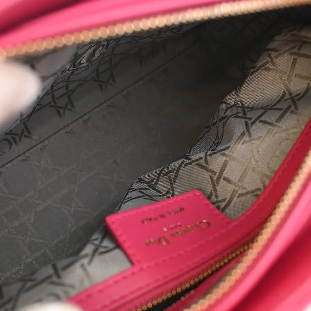 Dior Medium Lambskin Cannage Lady Dior Pink Leather Very good - Model View