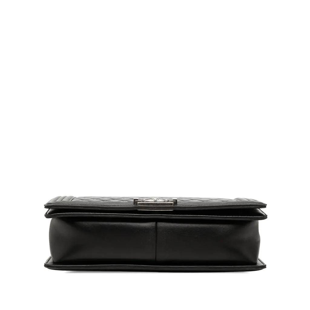 Chanel Medium Quilted Lambskin Boy Flap Black Leather Very good - Inside View