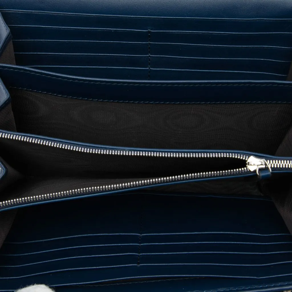 Gucci GG Velvet Dionysus Wallet on Chain Blue Velvet Very good - Model View
