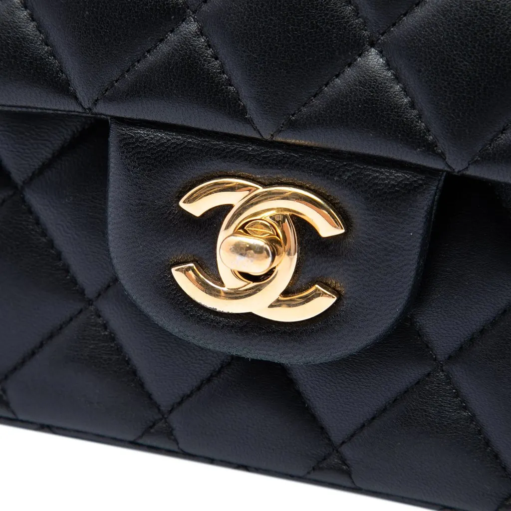 Chanel Medium Classic Lambskin Double Flap Black Leather Very good - Box View