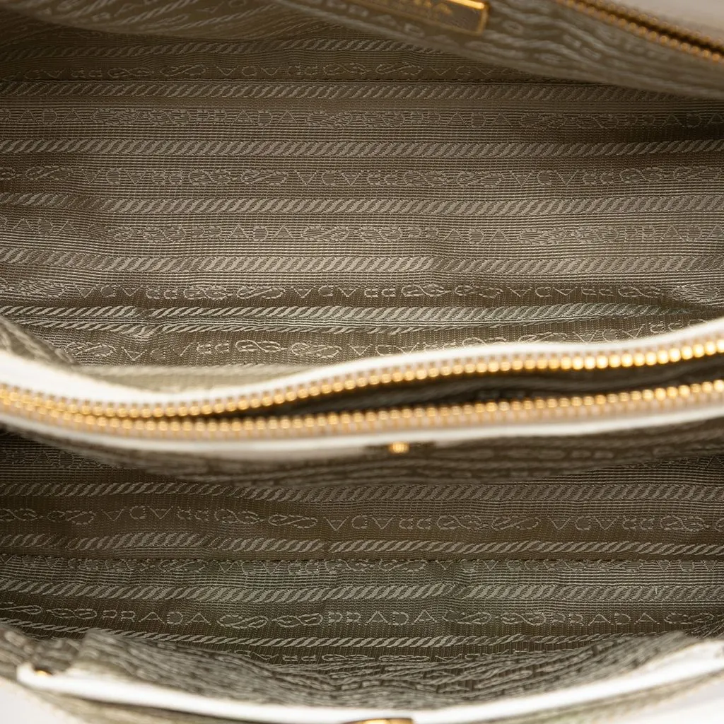 Prada Medium Saffiano Fori Perforated Galleria Tote White Leather Very good - Model View