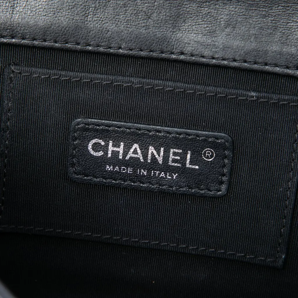 Chanel Patent and Acrylic Crystal Embellished Boy Brick Horizontal Flap Black Leather Very good - Box View