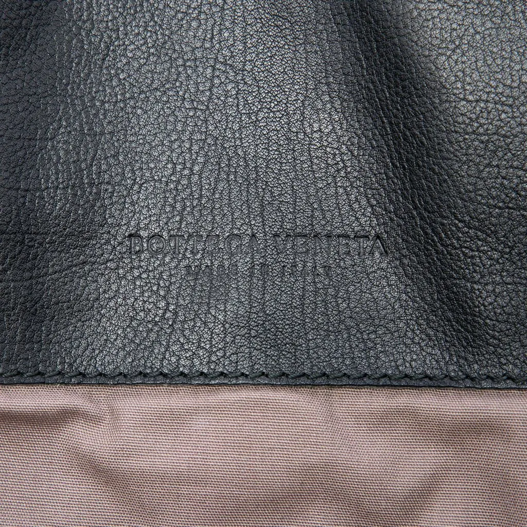 Bottega Veneta Intrecciato Trimmed Leather Oculus Tote Black Leather Very good - Box View