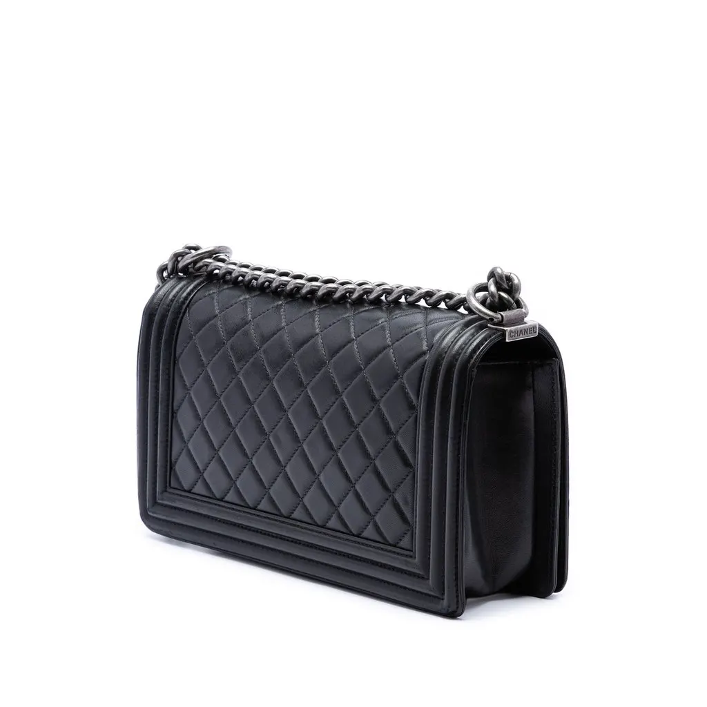 Chanel Old Medium Quilted Lambskin Boy Flap Black Leather Very good - Back View