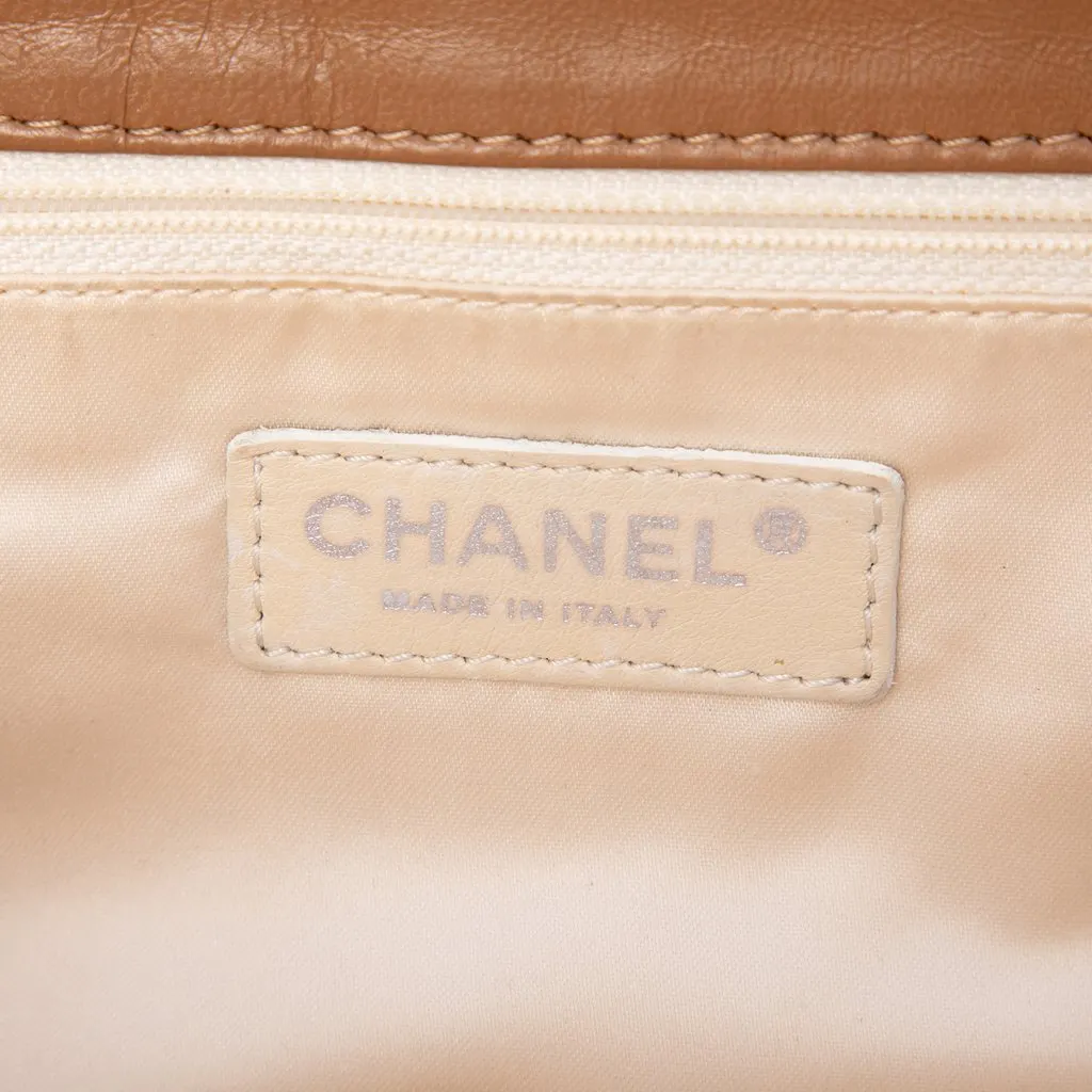 Chanel Quilted Aged Lambskin Reissue 2.55 East West Flap Brown Leather Very good - Box View