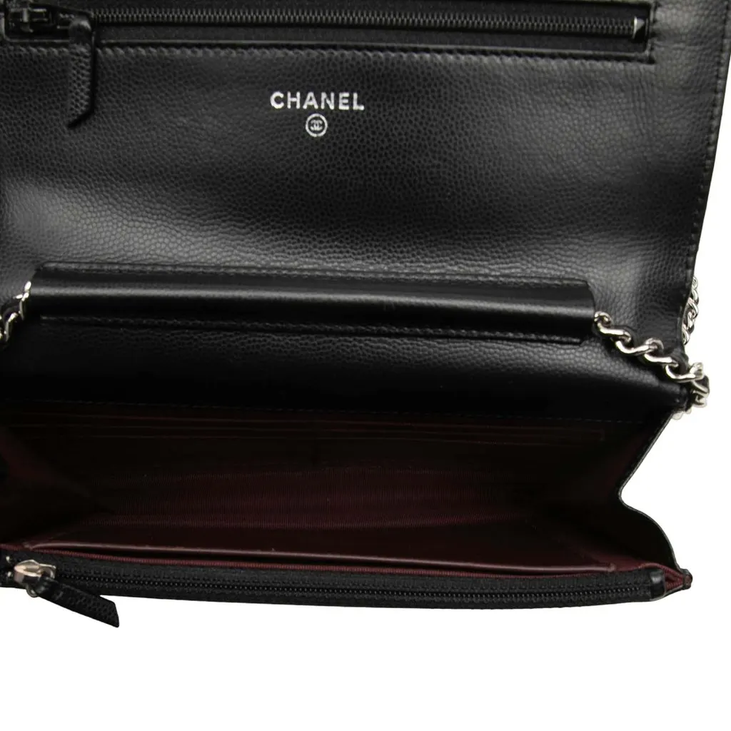 Chanel CC Chevron Caviar Wallet On Chain Black Leather Good - Model View