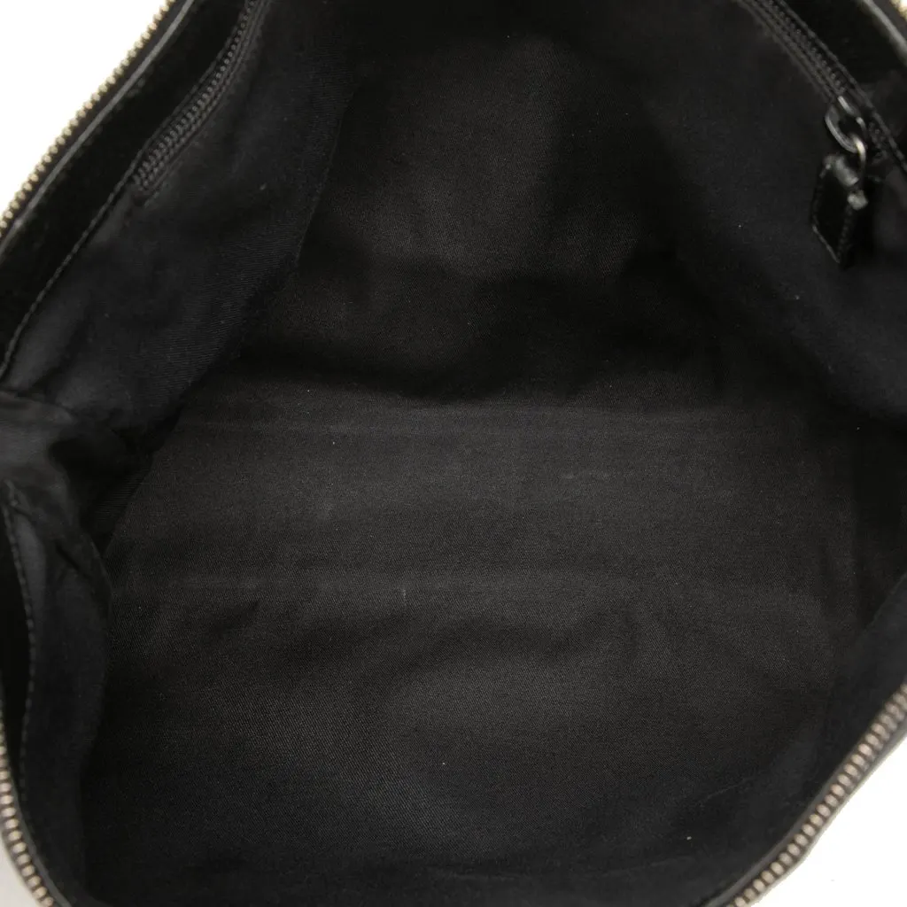 Gucci GG Canvas Joy Messenger Bag Black Canvas Very good - Model View