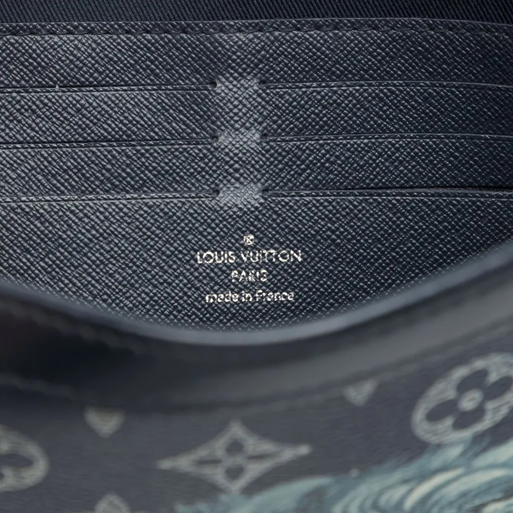Louis Vuitton Chapman Brothers Monogram Savane Pochette Voyage MM Blue Very good - Box View