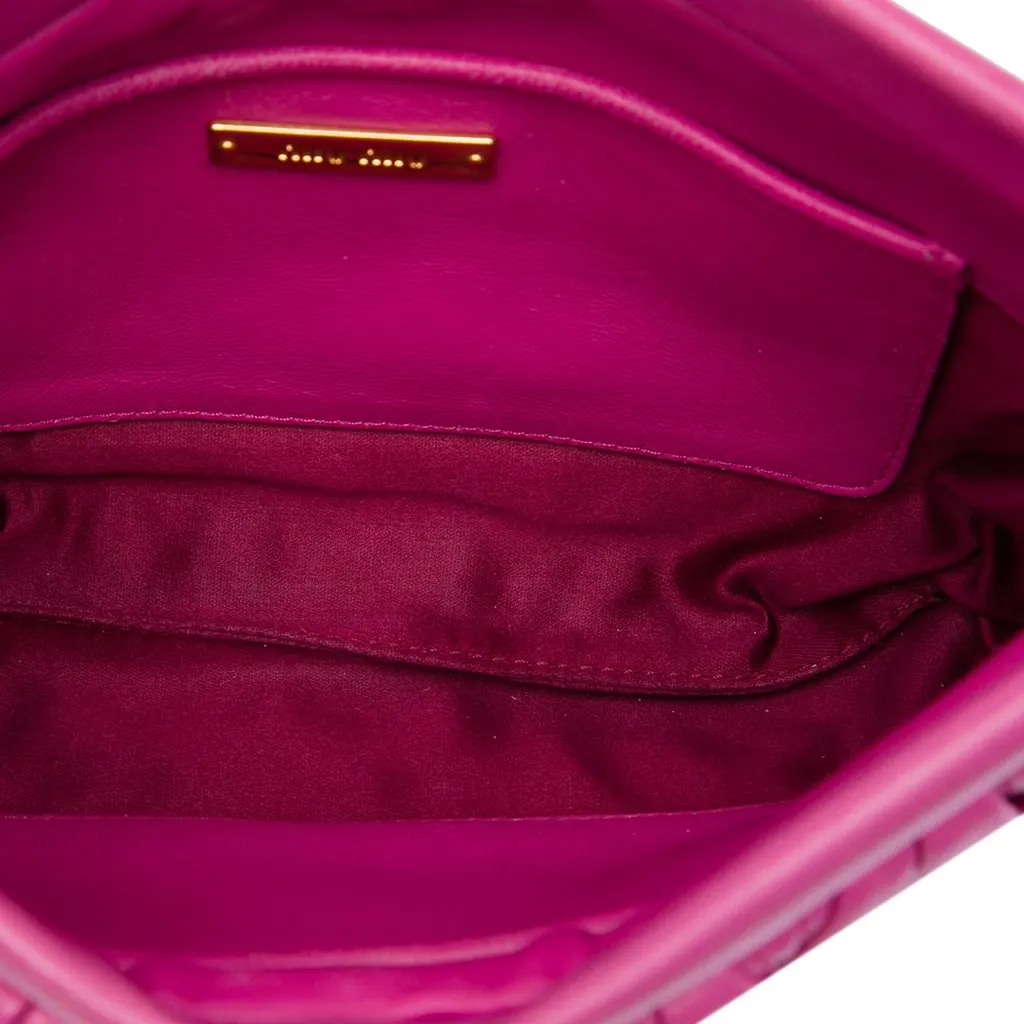 Miu Miu Matelasse Nappa Frame Clutch with Strap Pink Leather Very good - Model View