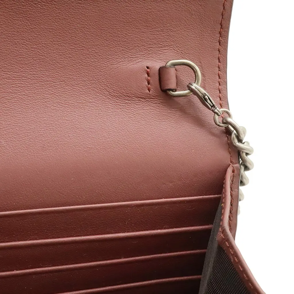 Gucci GG Supreme Blooms Dionysus Wallet on Chain Beige Very good - Model View