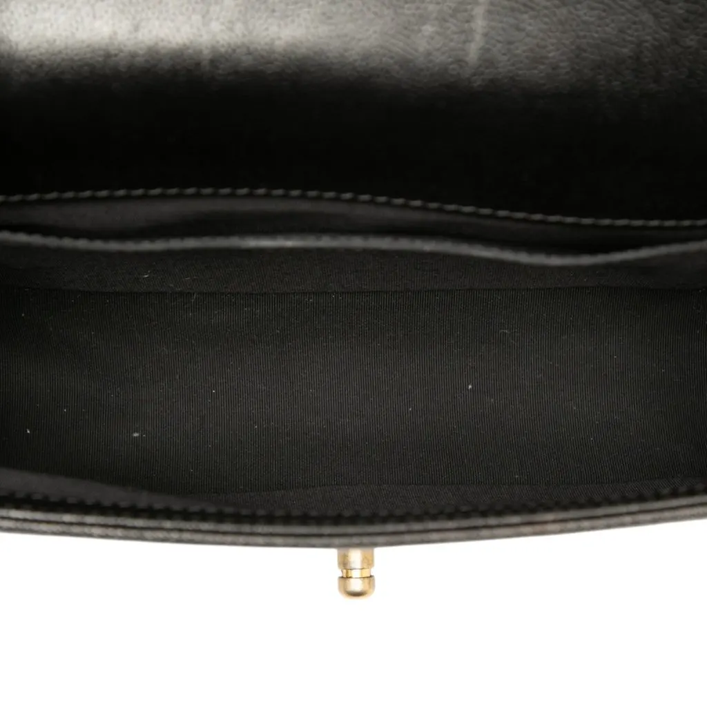 Chanel Old Medium Chevron Caviar Boy Flap Black Leather Very good - Model View