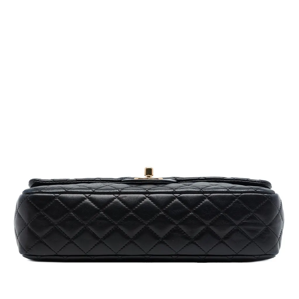Chanel Medium Classic Lambskin Valentines Heart Charms Single Flap Black Leather Very good - Inside View