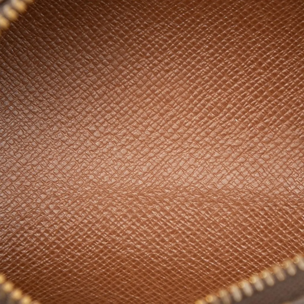 Louis Vuitton Monogram Papillon Pochette Brown Very good - Model View