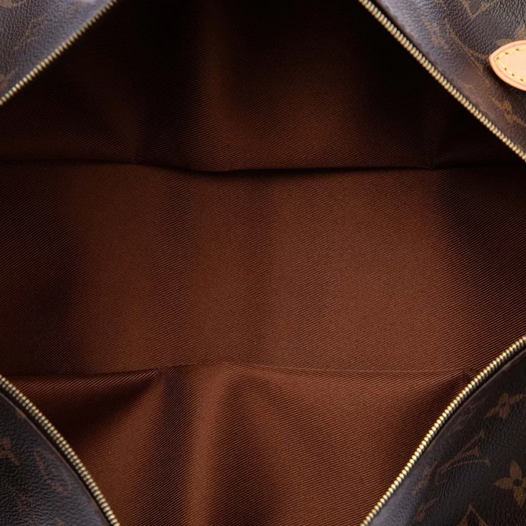 Louis Vuitton Monogram Shoe Pouch Brown Canvas Very good - Model View