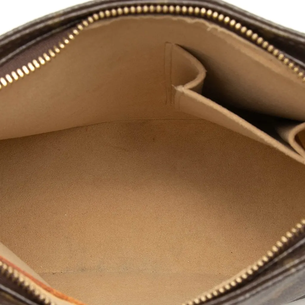 Louis Vuitton Monogram Looping MM Brown Very good - Model View