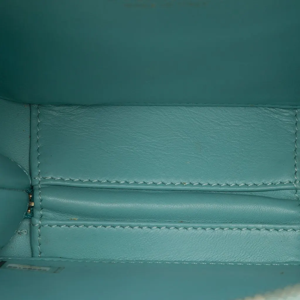 Chanel Caviar CC Filigree Vertical Vanity Case Blue Leather Very good - Model View