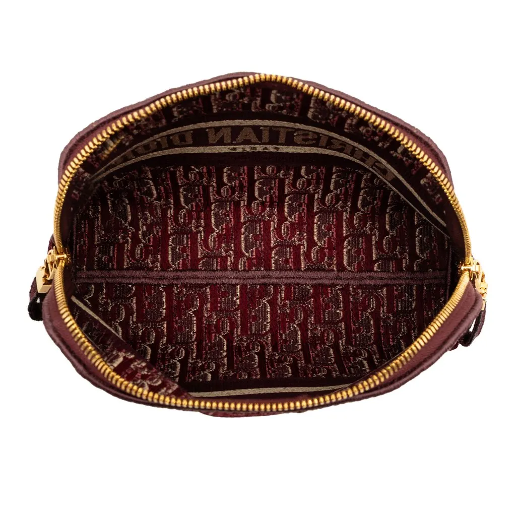 Dior Oblique Embroidered Velvet Cosmetic Pouch Red Very good - Model View