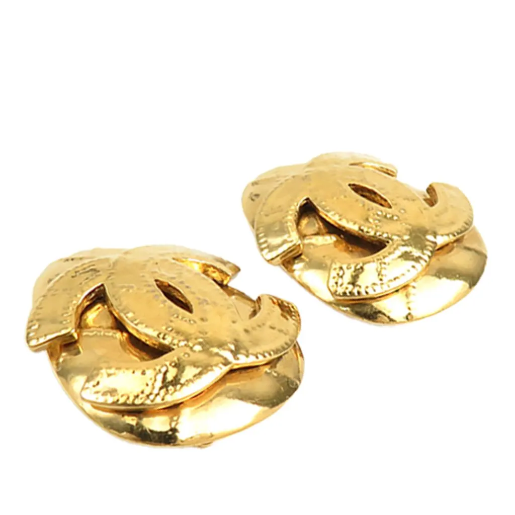 Chanel CC Gold Plated Logo Clip On Earrings Gold Metal Very good - Box View