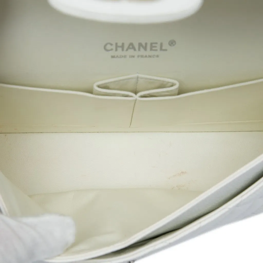 Chanel Medium Classic Caviar Double Flap White Leather Very good - Model View