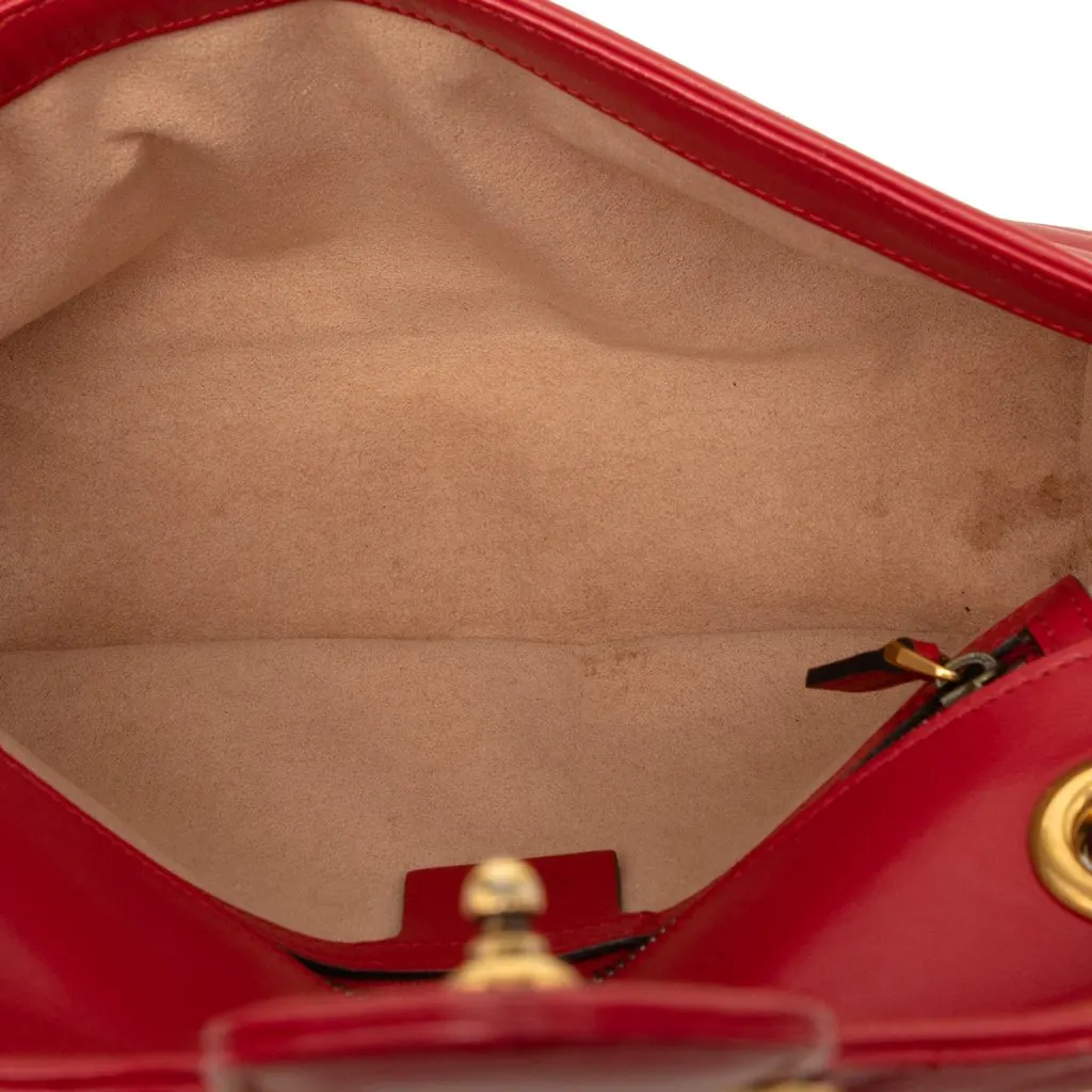 Gucci Medium GG Marmont Matelasse Calfskin Shoulder Bag Red Leather Very good - Model View