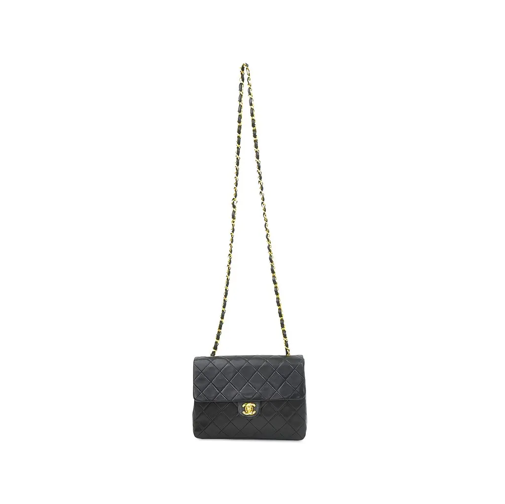 Chanel Small Square Quilted Lambskin Flap Black Leather Very good - Front View