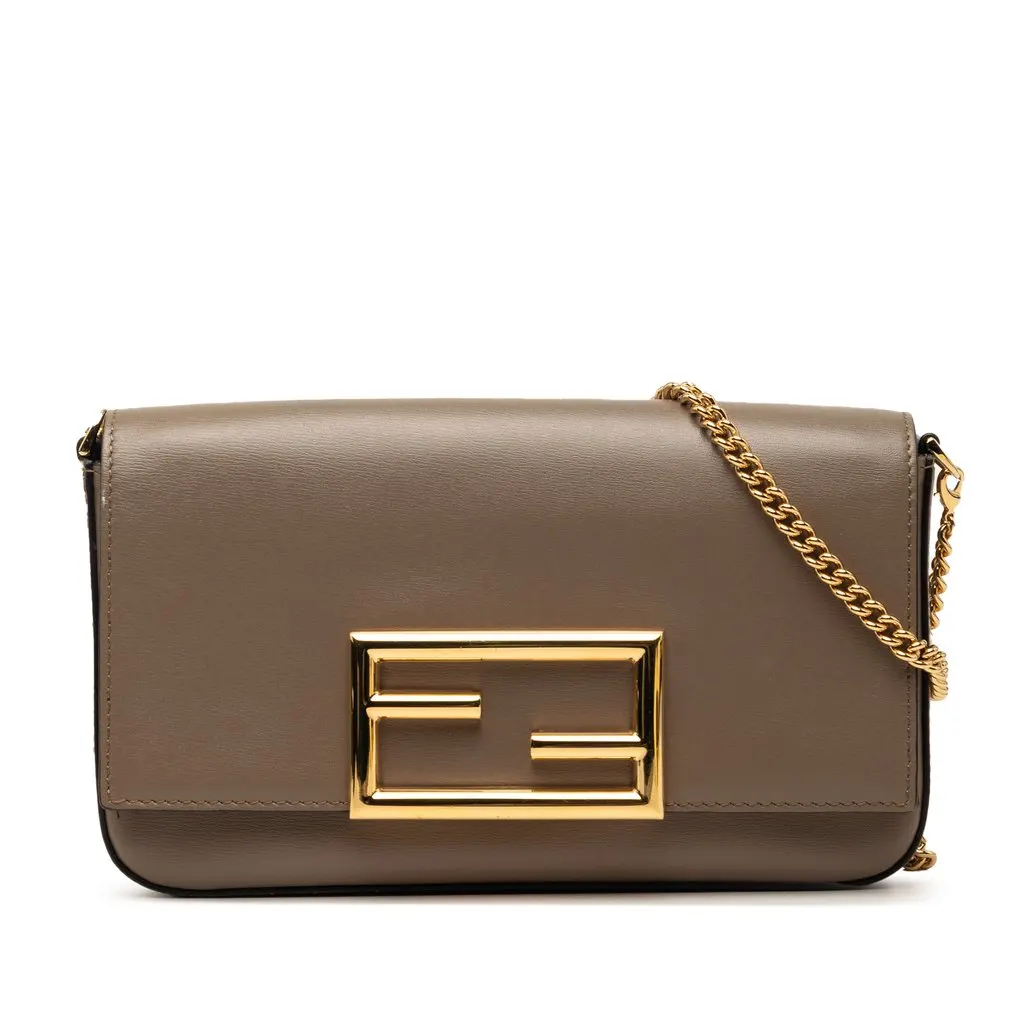 Fendi Smooth Calfskin Vitello Palmellato Wallet on Chain Brown Leather Very good - Front View