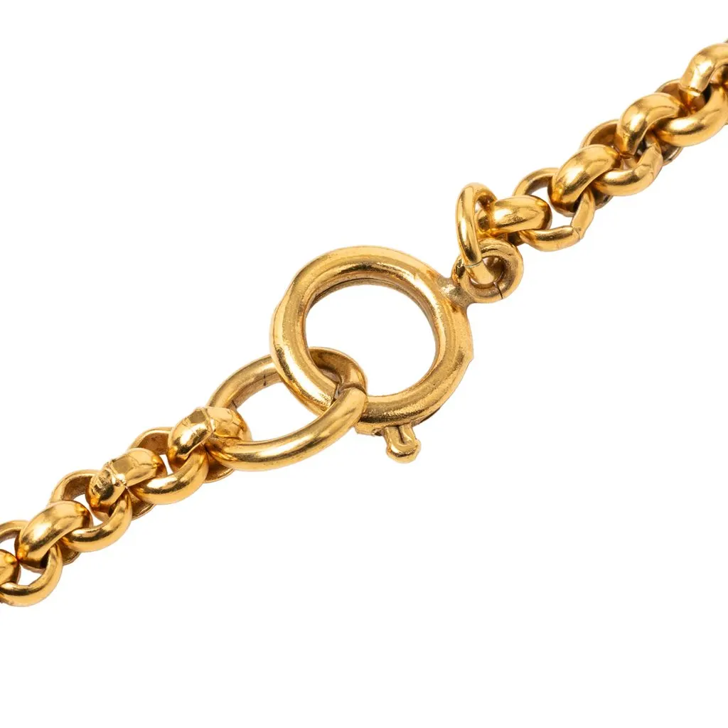 Chanel Gold Plated CC Heart Pendant Necklace Gold Metal Very good - Model View