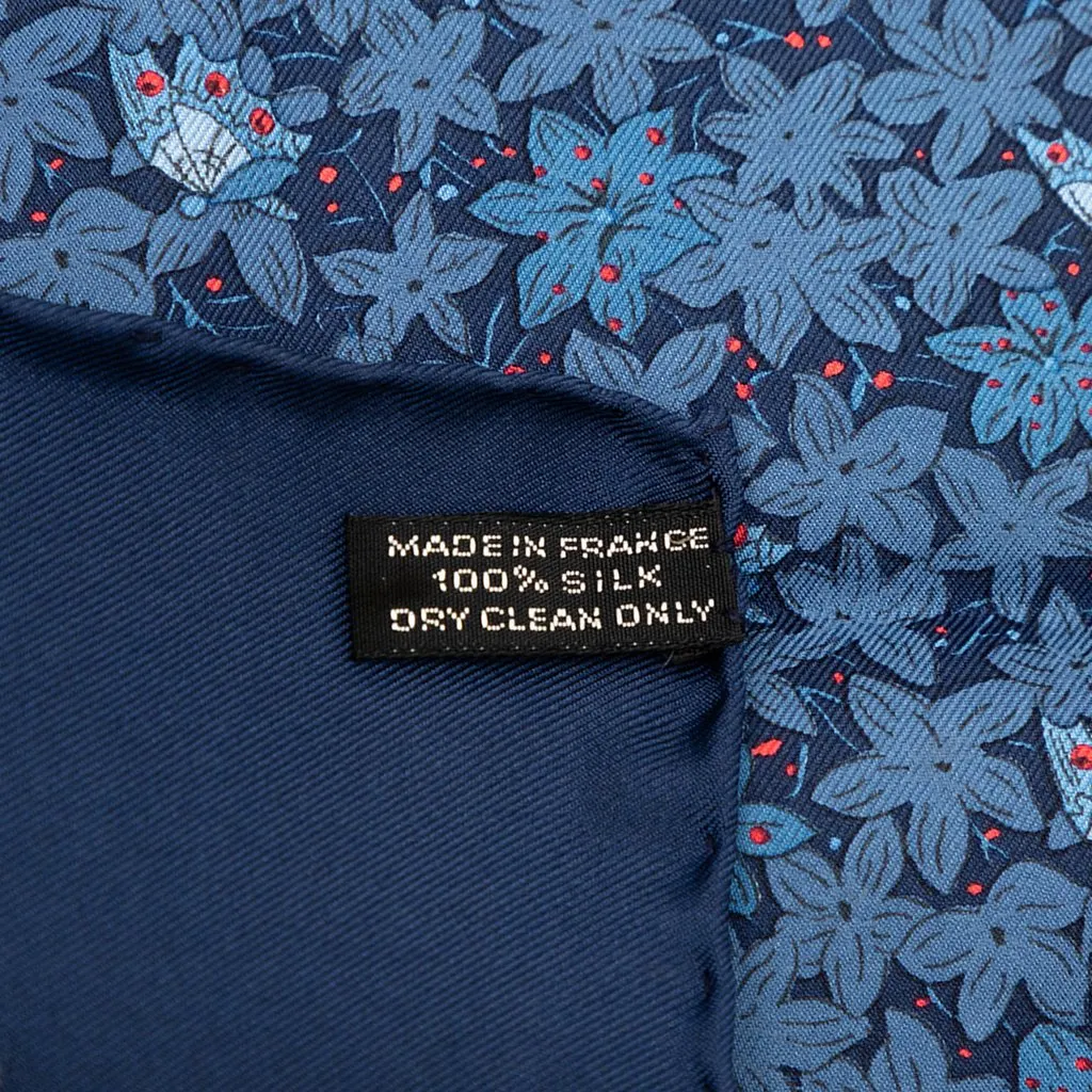 Hermès Flower and Butterfly Silk Scarf 90 Blue Good - Model View