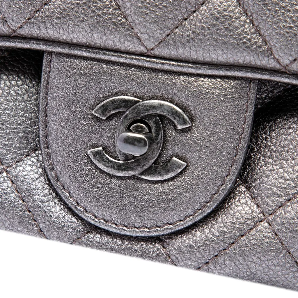 Chanel Medium Quilted Metallic Grained Calfskin Casual Rock Flap Silver Leather Very good - Box View