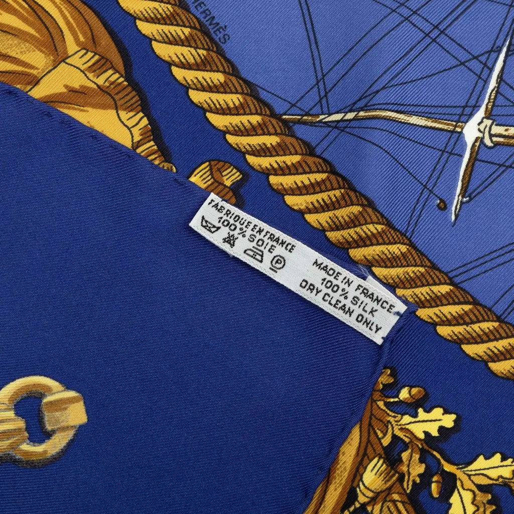 Hermès Marine et Cavalerie Silk Scarf Blue Silk Very good - Model View