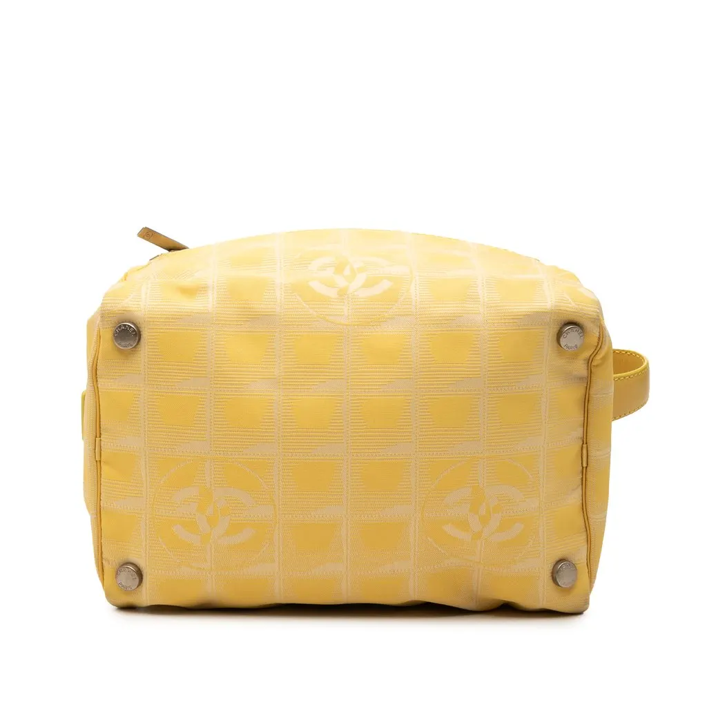 Chanel New Travel Line Nylon Vanity Bag Yellow Very good - Inside View
