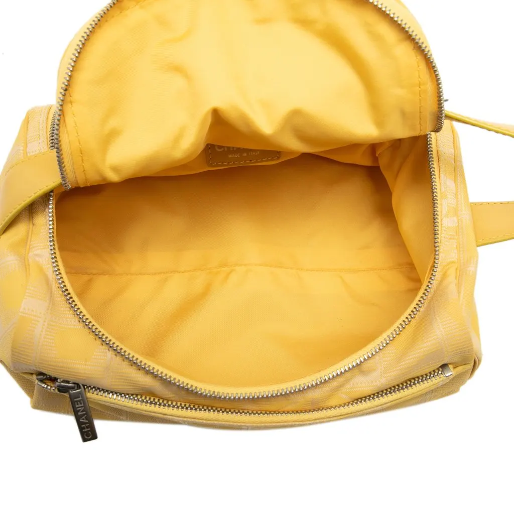 Chanel New Travel Line Nylon Vanity Bag Yellow Very good - Model View