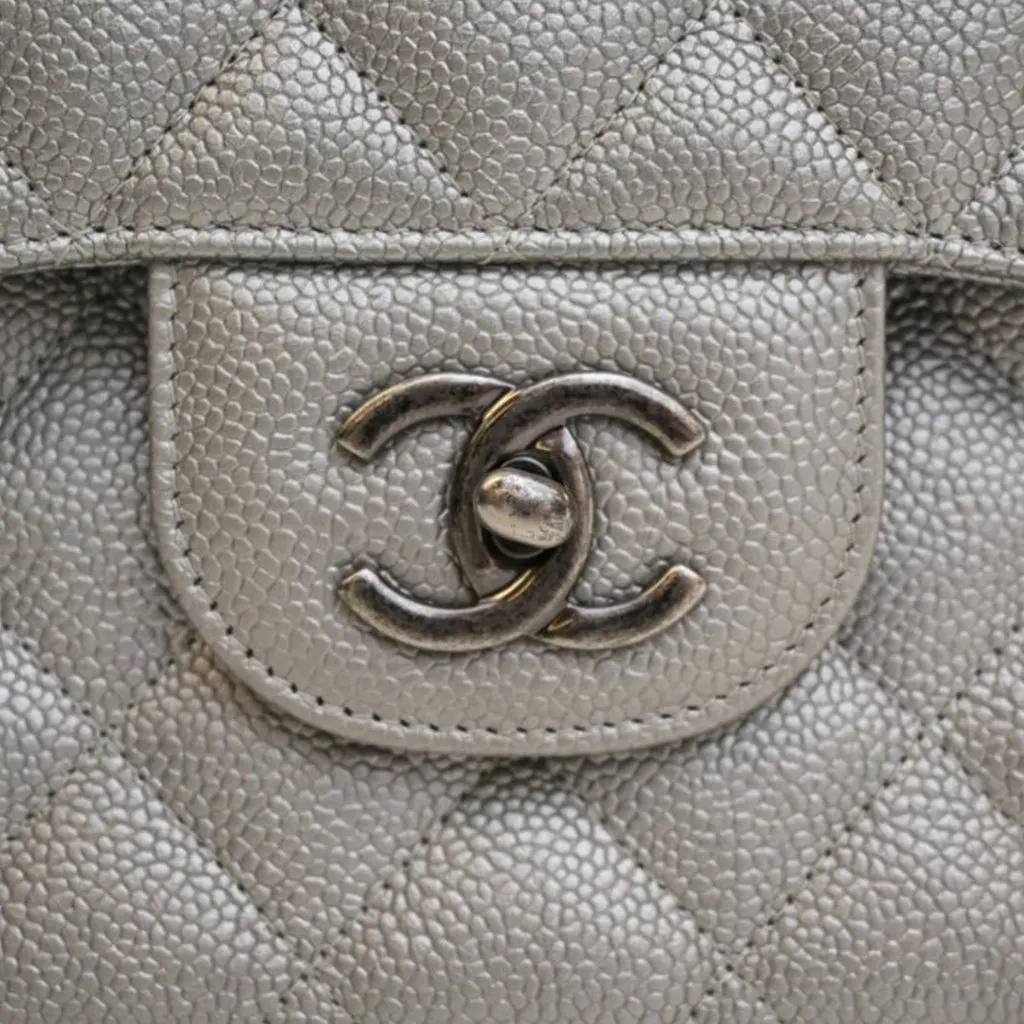 Chanel Jumbo Classic Caviar Double Flap Silver Leather Very good - Box View