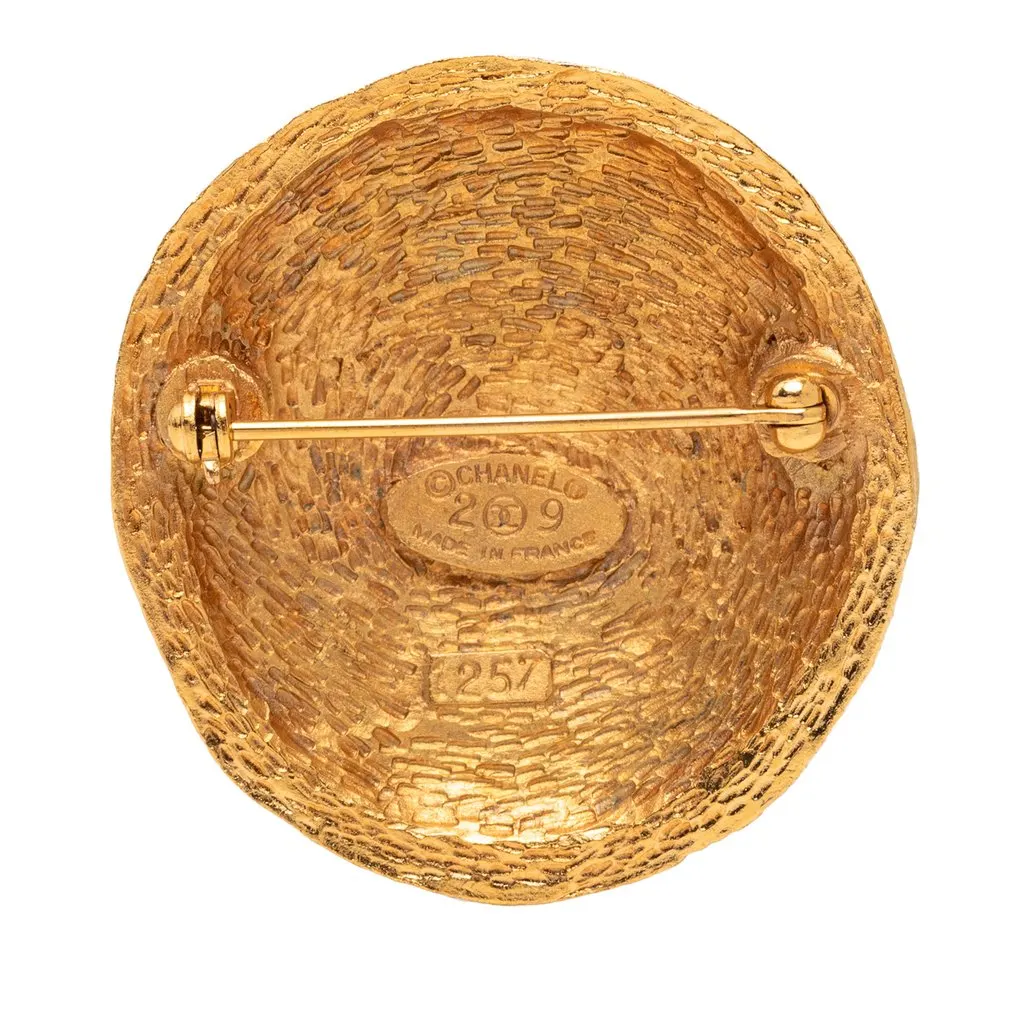 Chanel CC Gold Plated Round Brooch Gold Metal Very good - Back View