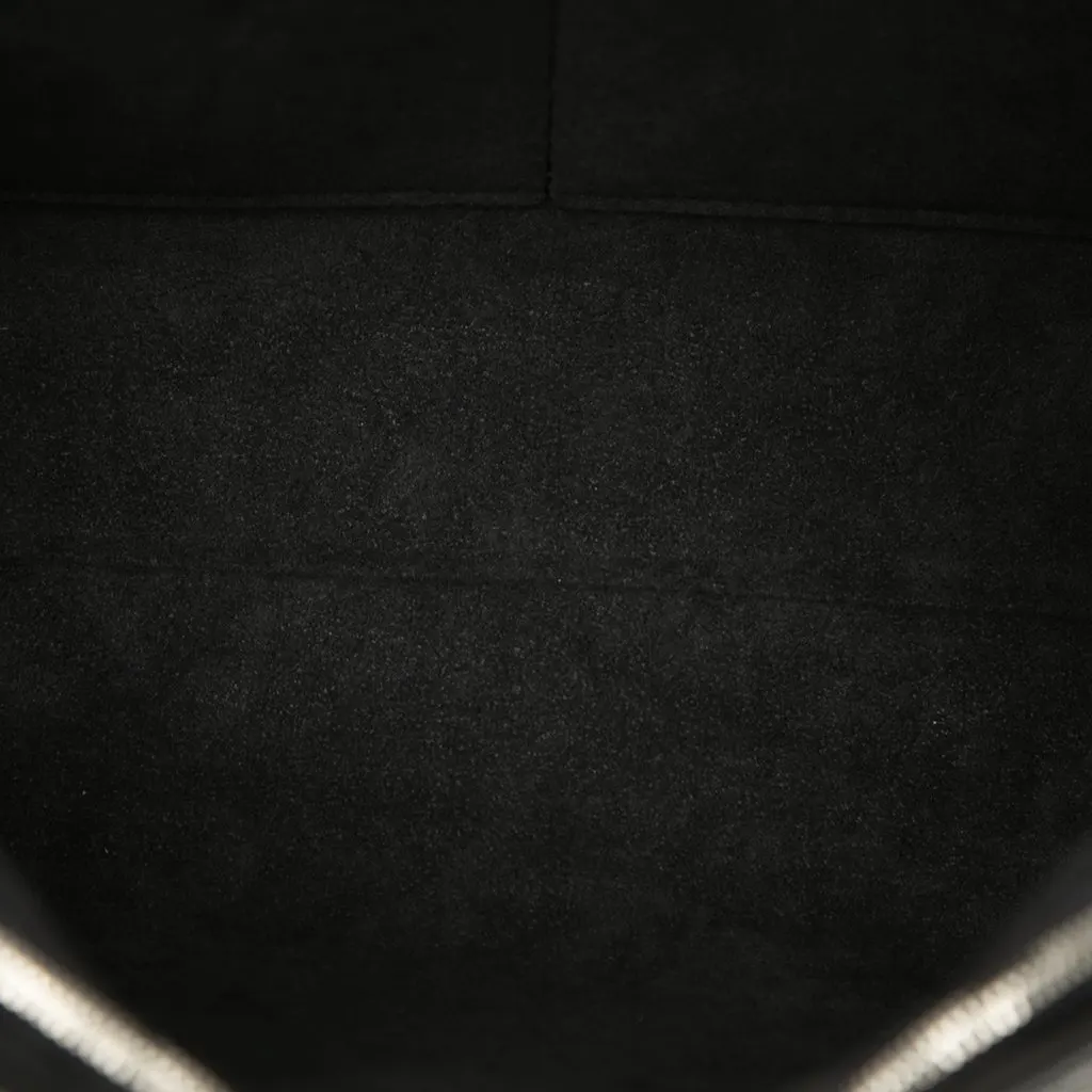 Louis Vuitton Epi Cluny BB Black Leather Good - Model View
