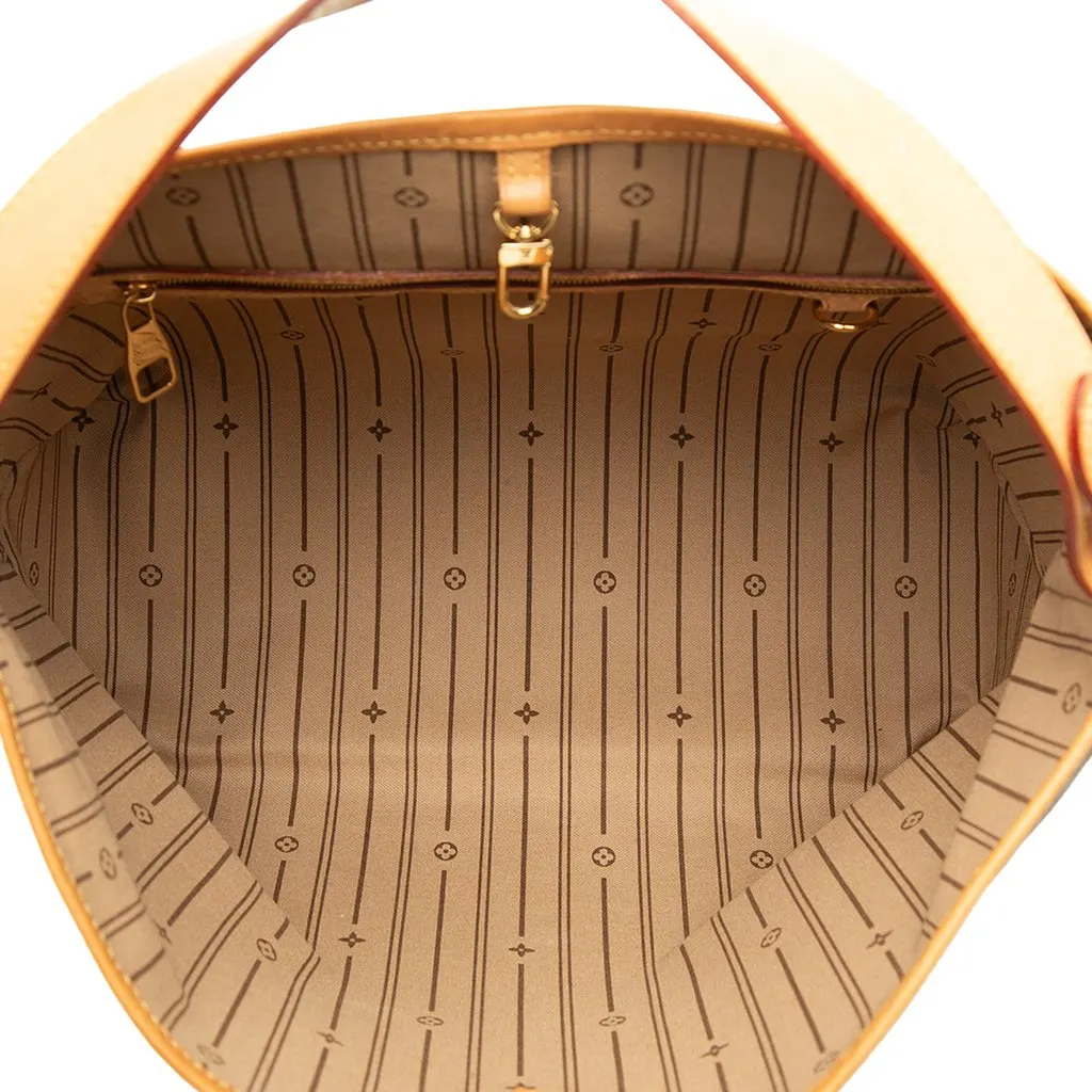 Louis Vuitton Monogram Delightful PM Brown Canvas Very good - Model View