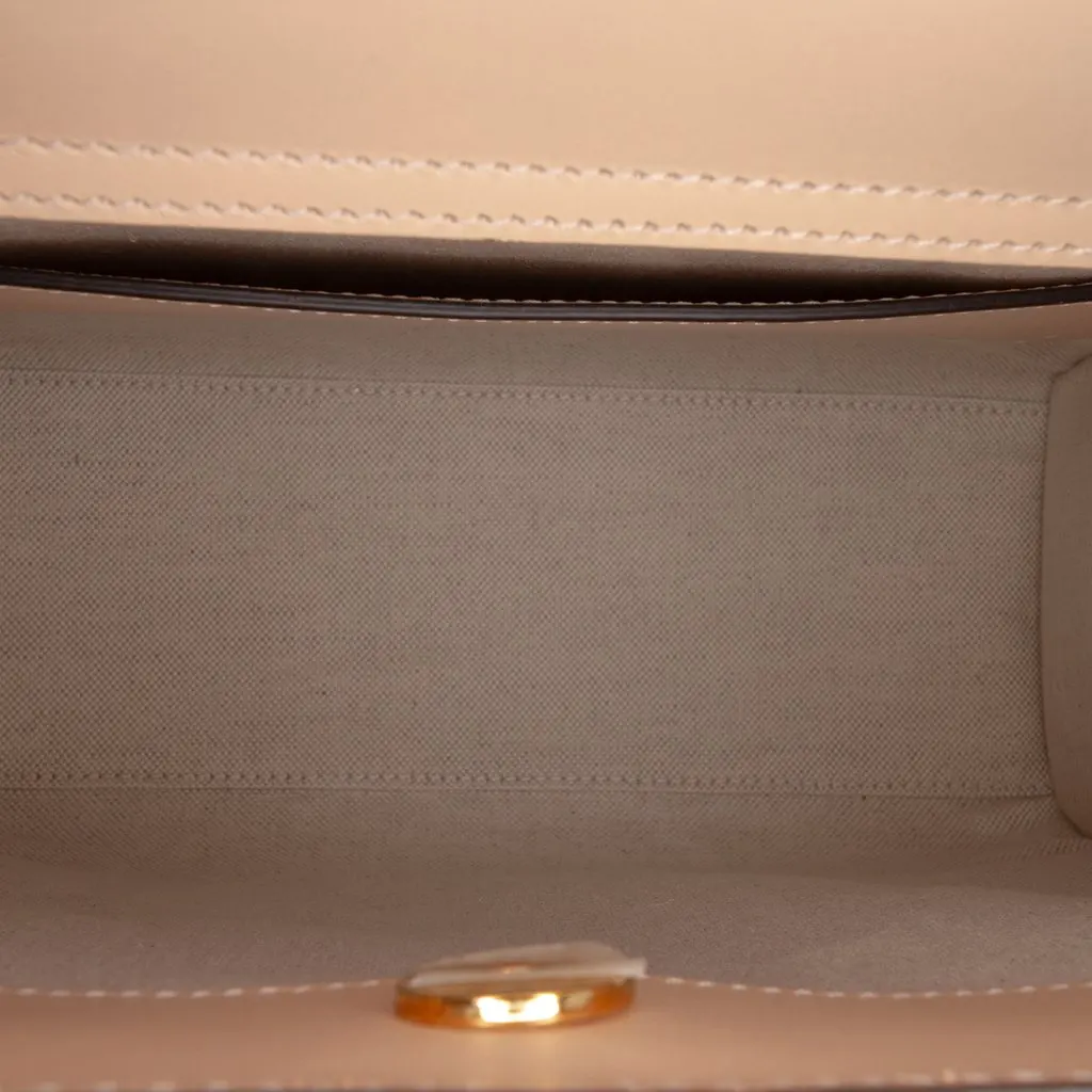 Gucci Medium Calfskin Bamboo Diana Satchel Beige Leather Very good - Model View