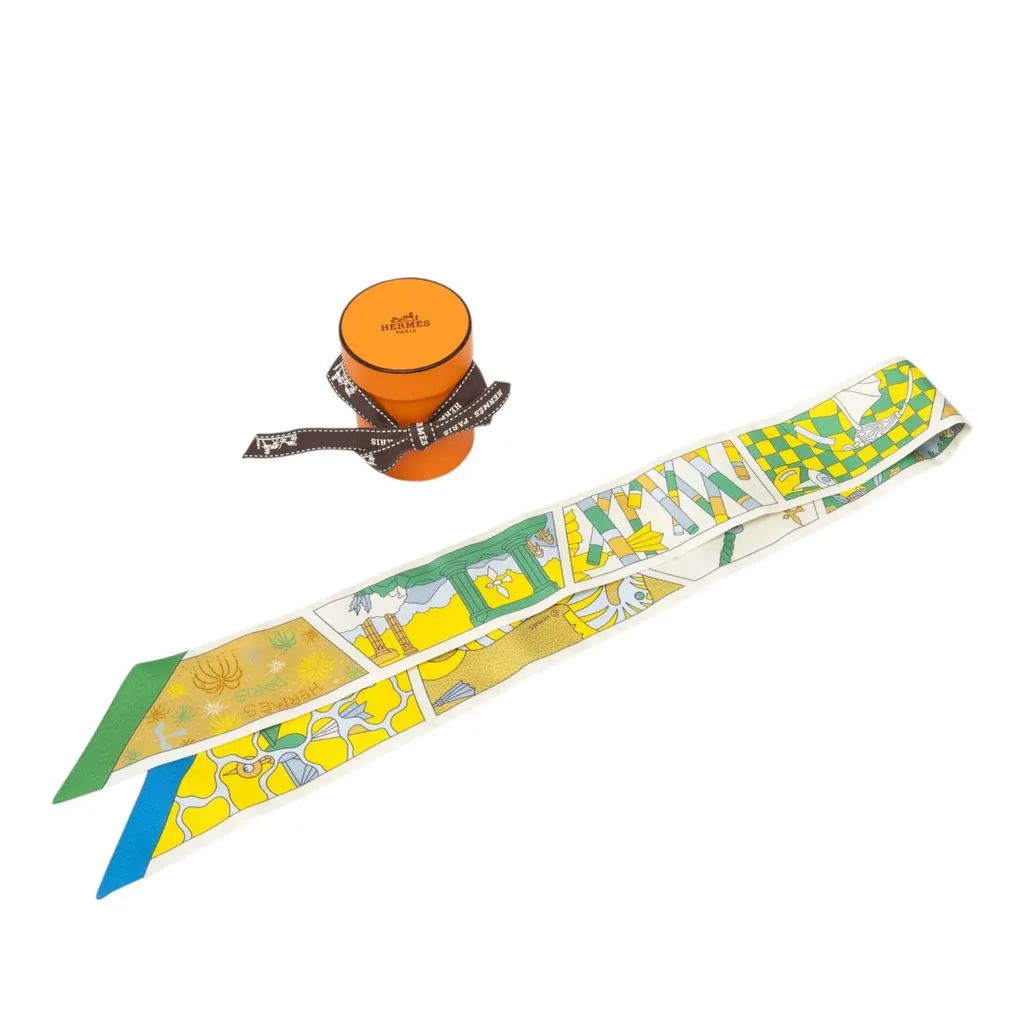 Hermès Factory Suite Silk Twilly Scarf Yellow Silk Never worn - Box View